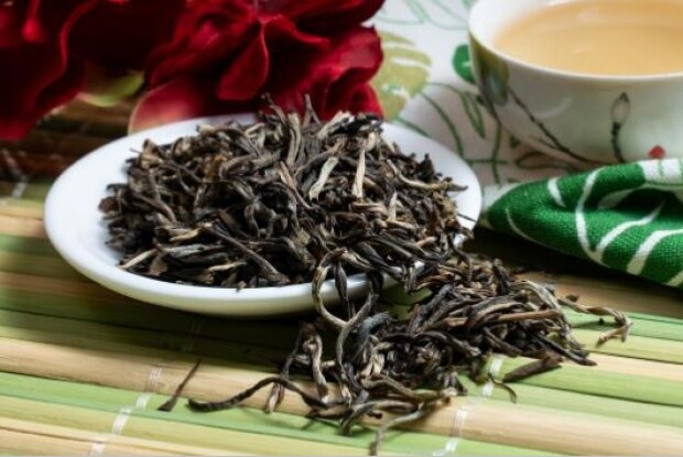 Зелений чай Мао Фен: властивості, смак, правила заварювання