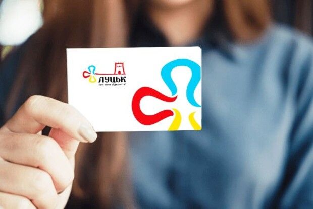 180 тисяч електронних проїзних квитків купили лучани та гості міста