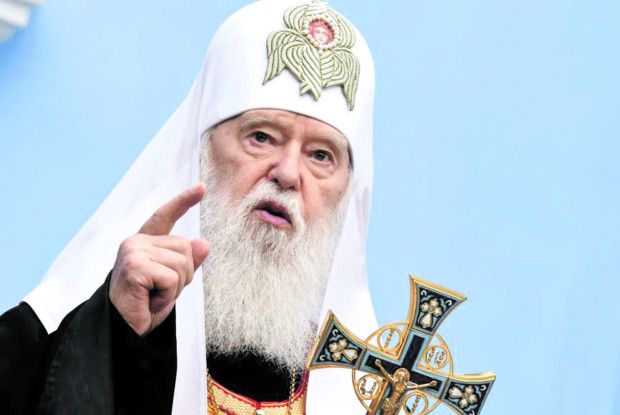 «Виймає пістолет і каже: «Ми можемо вас розстріляти»