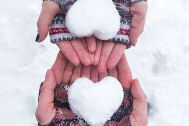 «Тихо падає сніг…»