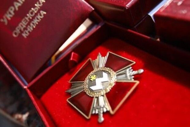 Президент видав указ про відзначення українських захисників високими державними нагородами (Список)