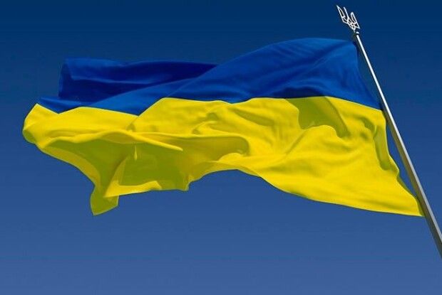 Поклав у слоїк та закопав: ЗСУ на Харківщині знайшли прапор України, який місцевий сховав від окупантів