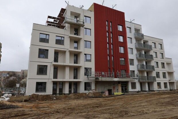 На Волині добудовують ще дві багатоповерхівки для переселенців