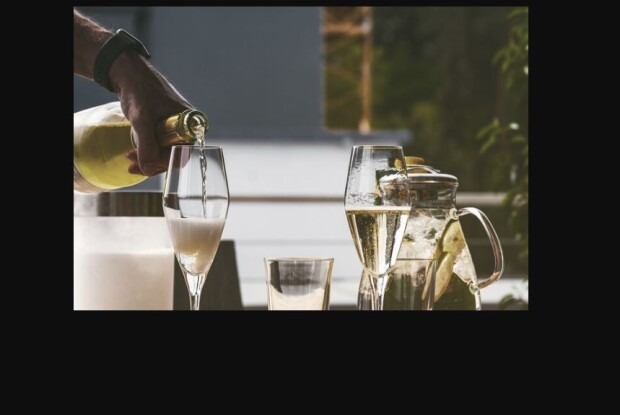 Шампанське може повністю зникнути вже незабаром