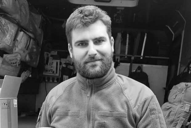 Виїхав забирати поранених, але не повернувся: у центрі Бахмута загинув бойовий медик з Рівненщини