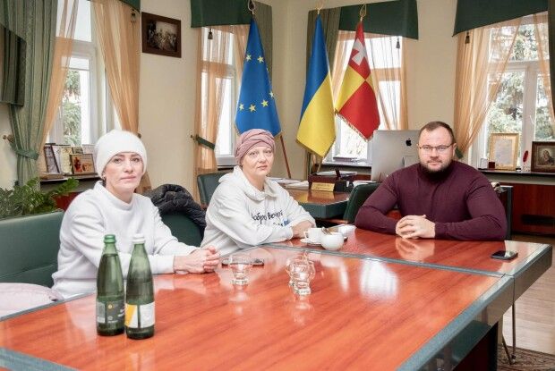Поліщук зустрівся з матерями лучан, які досі перебувають в російському полоні 