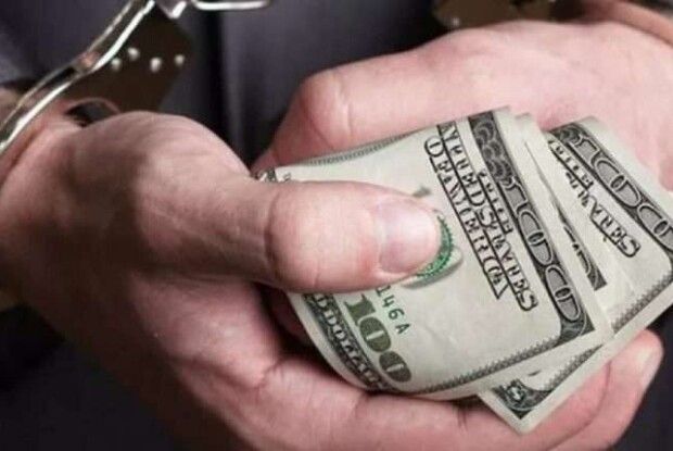 Волинські полісмени не спокусилися на 200 доларів