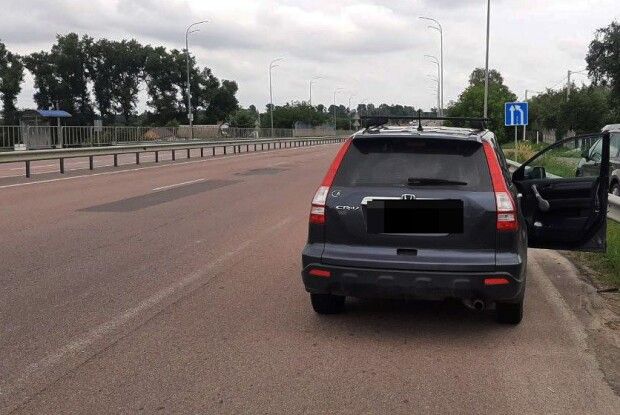 На Рівненщині водій кросовера збив неповнолітнього пішохода: його судитимуть