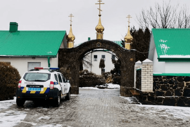 В СБУ розповіли, що знайшли у волинських монастирях під час обшуків
