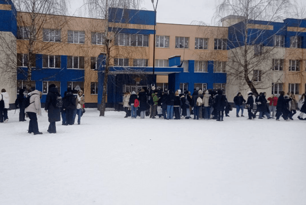 У Луцьку знову повідомляють про «мінування» шкіл