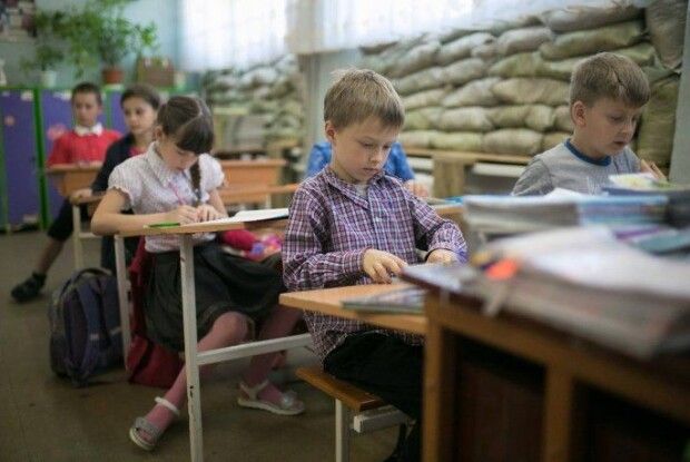 На Волині 161 школа подала заявку на обладнання WiFi в сховищах