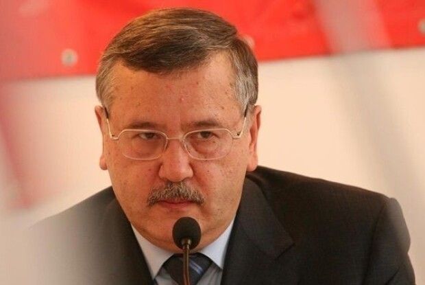 Верховний Суд остаточно відмовив у задоволенні касаційної скарги ексміністра оборони Гриценка, який намагався зробити вигляд, що він не мав стосунку до розпродажу військового майна