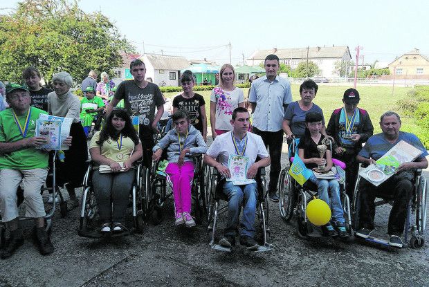 Обмежені в русі, але відкриті до перемог у житті та спорті