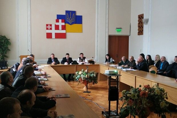 У Луцьку проходить звітно-виборна конференція Асоціації фермерів і приватних землевласників Волині