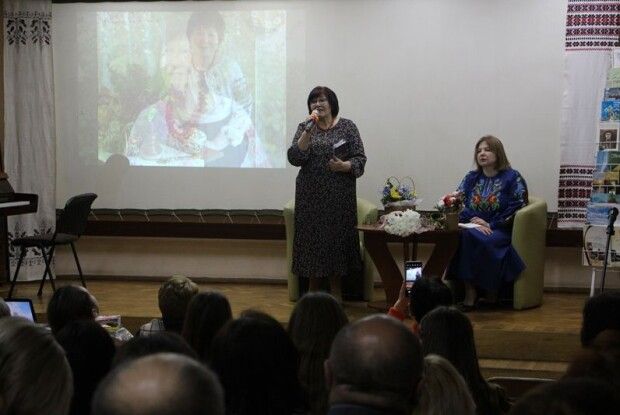У Луцьку відбулася презентація ліричної збірки про сьогодення відомої волинської поетеси