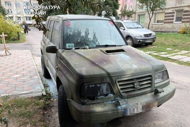 У Рівному 18-річний хлопець підпалив авто військового за 1500 доларів