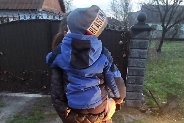 На Рівненщині поки батьки поралися по господарству, зник малюк