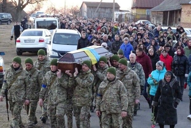 Остання дорога: Волинь попрощалася із загиблим Героєм (Фото)