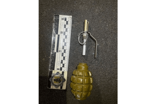 В автівці у волинянина знайшли бойову гранату