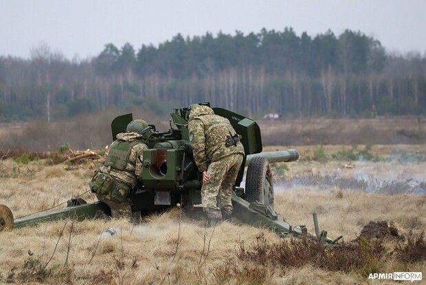 Воїни волинської ТрО тренуються палити цілі противника (Фото)