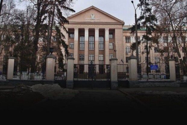 Медуніверситет Богомольця оголосив безстроковий страйк