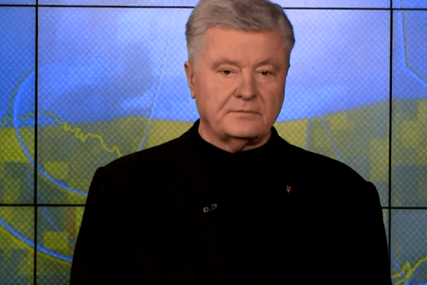 «Не можу спокійно на це дивитися!»: Порошенко закликає мобілізовувати не лише на фронт, а й на будівництво фортифікацій
