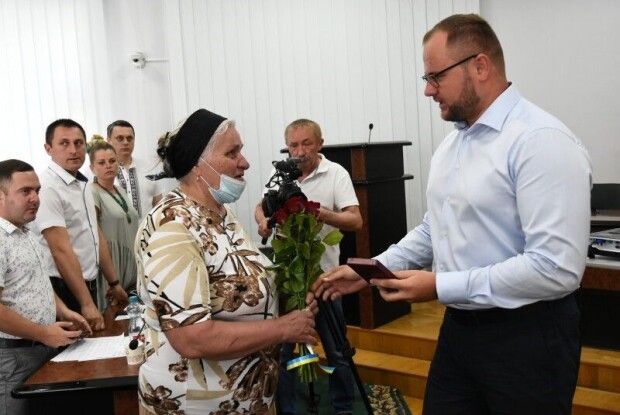 Мама загиблого Героя Сергія Сулими сьогодні отримала орден сина