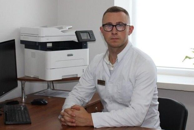 Лікар з Волині, якого судили за вигадані діагнози для ухилянтів, працює в новому медзакладі (Відео)