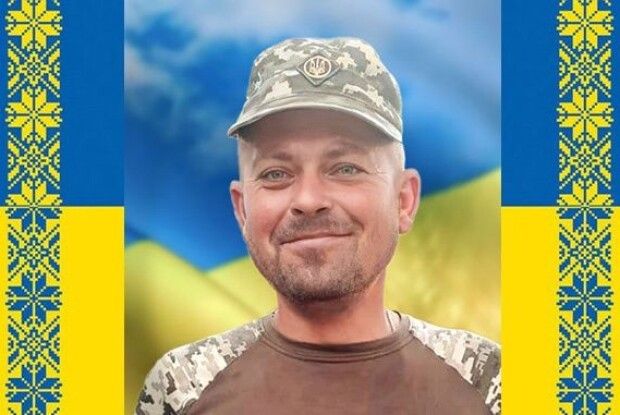 Громада на Волині в жалобі прощалася з Воїном