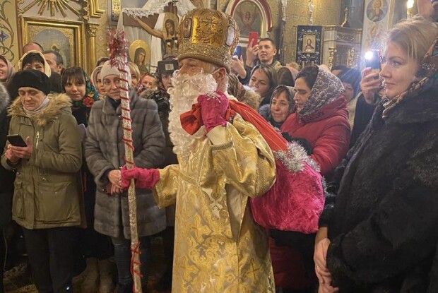 На Горохівщині Святий Миколай приніс 800 пакунків  для малечі, а для дорослих... барабан!