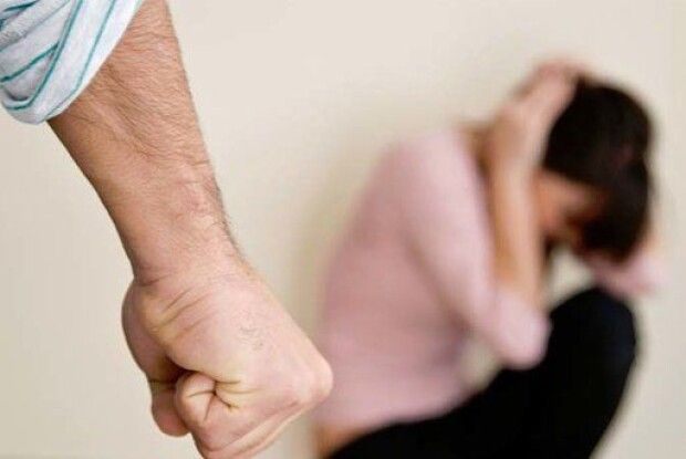В Україні від домашнього насилля страждає 3 мільйони дітей