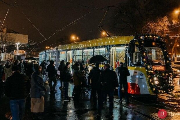 В Одесі відбувся Різдвяний парад трамваїв (Відео)