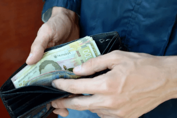 Не минуло й години, а додзвонювач заробив на Волині 64 тисячі гривень