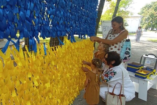 У Ковелі бібліотекарі зібрали майже 17 тисяч гривень для ЗСУ