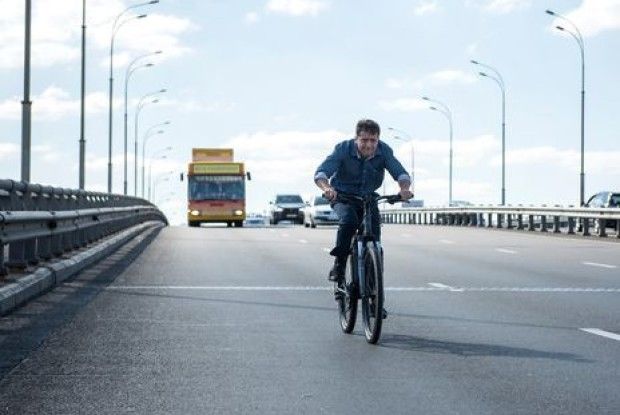 Зеленський: «Я можу їздити на велосипеді. Ви хочете, щоб мене грохнули?»