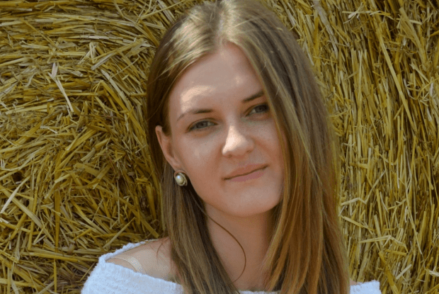 Лікарка з Рівного пішла на фронт (Фото)