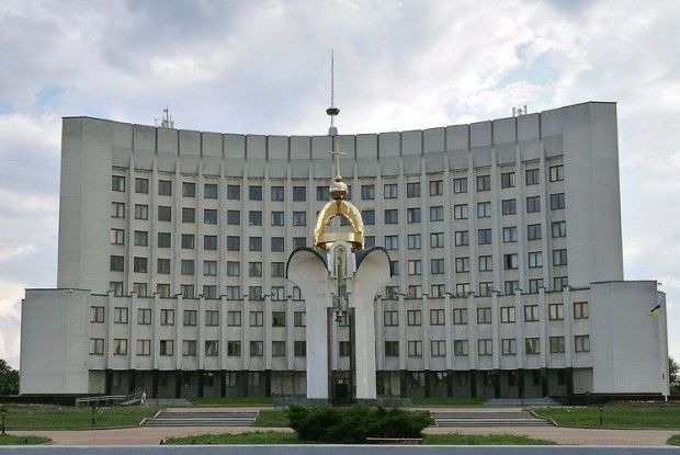 В обласній адміністрації волинянам вручили відзнаки за вибори