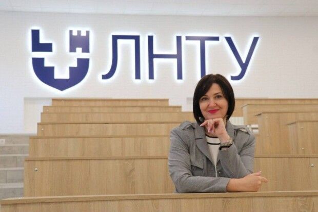 Скільки заробляє і чим володіє керівниця одного з найбільших вишів Волині