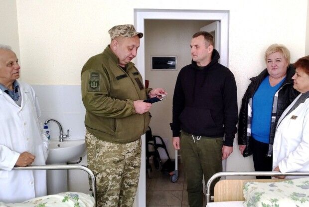 Воїн з Волині отримав почесну відзнаку Головнокомандувача ЗСУ