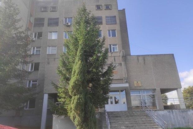 У ковідному шпиталі в Боголюбах - наплив хворих, що потребують кисню