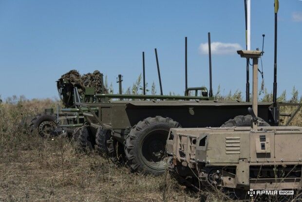 У волинській бригаді показали, як за допомогою НРК евакуювали літню жінку 