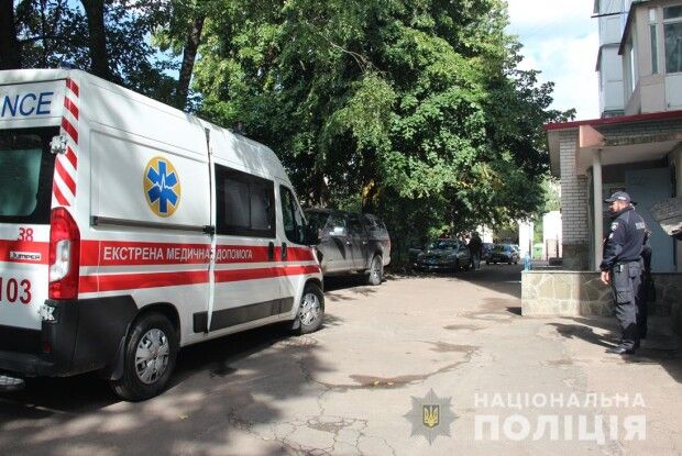 Вбили і спалили квартиру? В Житомирі виявили мертвими жінку з дитиною