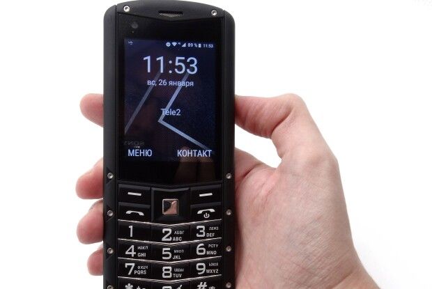 У воїнів окупантів – кнопочні телефони, аби не викладали своєї ганьби в інет