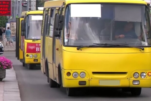 У день смерті путіна пасажирів столичної маршрутки очікує сюрприз