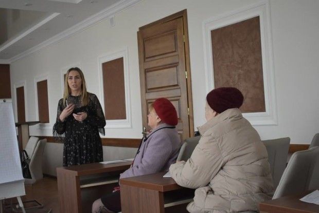 У Ковелі прийомних батьків вчили як знайти ключики до серця дітей