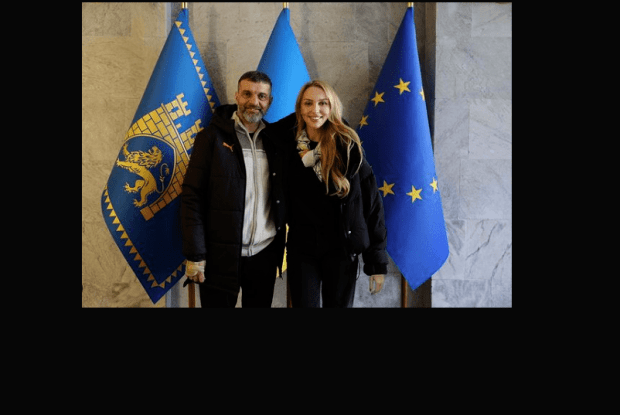 Захисник Маріуполя Діанов передав 400 тисяч гривень для дитячого фонду Полякової