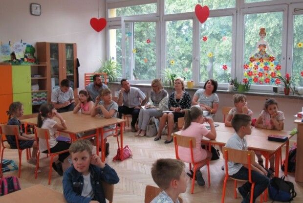 Волинські педагоги переймали досвід у польських і надихалися на креатив у науковому центрі «Копернік»