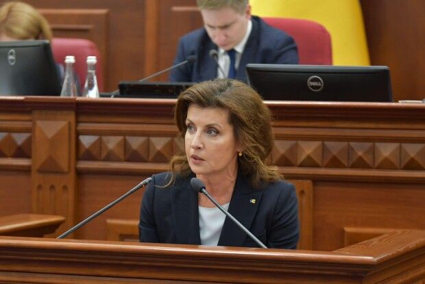 Медики мають отримувати не одноразові премії, а гідну заробітну плату, – Марина Порошенко