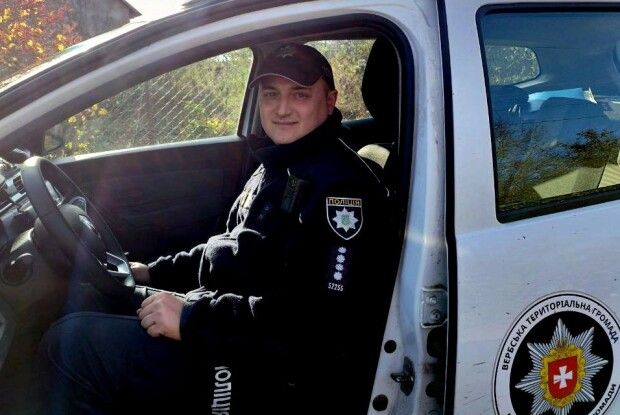 На Дубенщині поліцейський офіцер громади повернув жінці загублений рюкзак