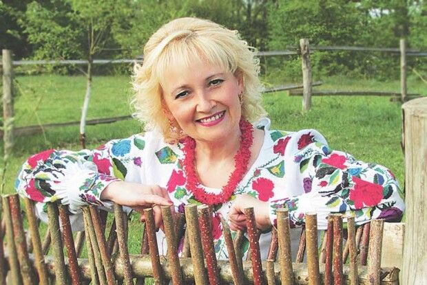 Заслужена артистка України Алла Опейда запрошує лучан на свій мистецький проєкт «Коріння мого роду»